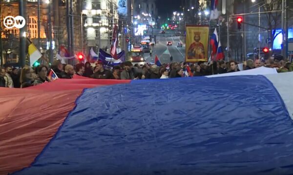 В Белград: побой, защото протестирал срещу Путин